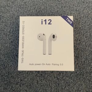 Never Used Wireless Ear Pods